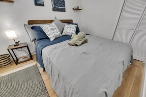 1 makuuhuone, silitysrauta/-lauta, vauvan matkasänky, ilmainen Wi-Fi