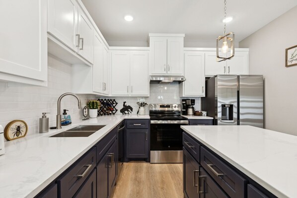 Microwave, oven, stovetop, dishwasher