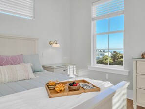 6 bedrooms, iron/ironing board, free WiFi, bed sheets - Sea Glass~ Luxury Home w/ Private Pool! Sleeps 20! (Santa Rosa Beach)