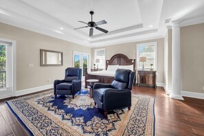 6 bedrooms, iron/ironing board, free WiFi, bed sheets