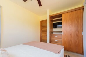 In-room safe, iron/ironing board, free WiFi, bed sheets