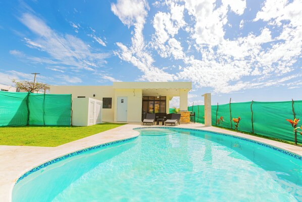 Alberca al aire libre 