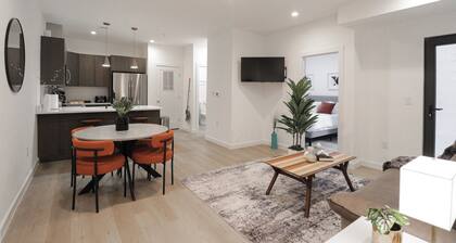 Unit 3 One BR With Queen Sofa and Bed