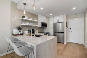Fridge, microwave, oven, stovetop