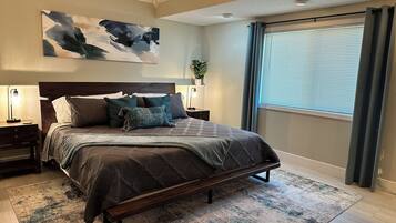 6 bedrooms, iron/ironing board, free WiFi, bed sheets