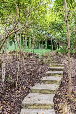 Vil·la, 2 dormitoris, fumadors, piscina privada | Jardí