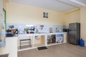 Villa, 2 Bedrooms, Smoking, Private Pool | Interior - Villa Jolam - Family Haven in an Island Paradise - Camotes (Poro)