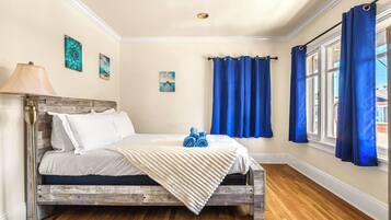 2 Schlafzimmer, Schreibtisch, Bügeleisen/Bügelbrett, kostenloses WLAN