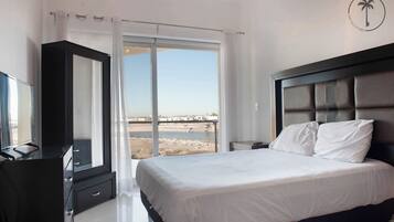3 habitaciones, tabla de planchar con plancha y wifi gratis