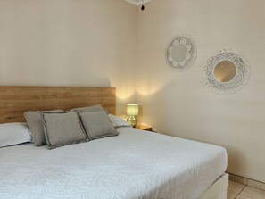 2 sovrum, strykjärn/strykbräda, gratis wi-fi och sängkläder