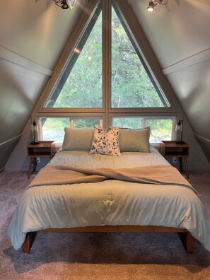 3 bedrooms, bed sheets