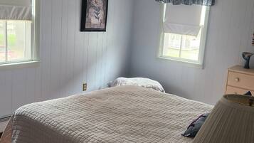 1 soverom, strykejern/-brett, wi-fi (inkludert) og sengetøy