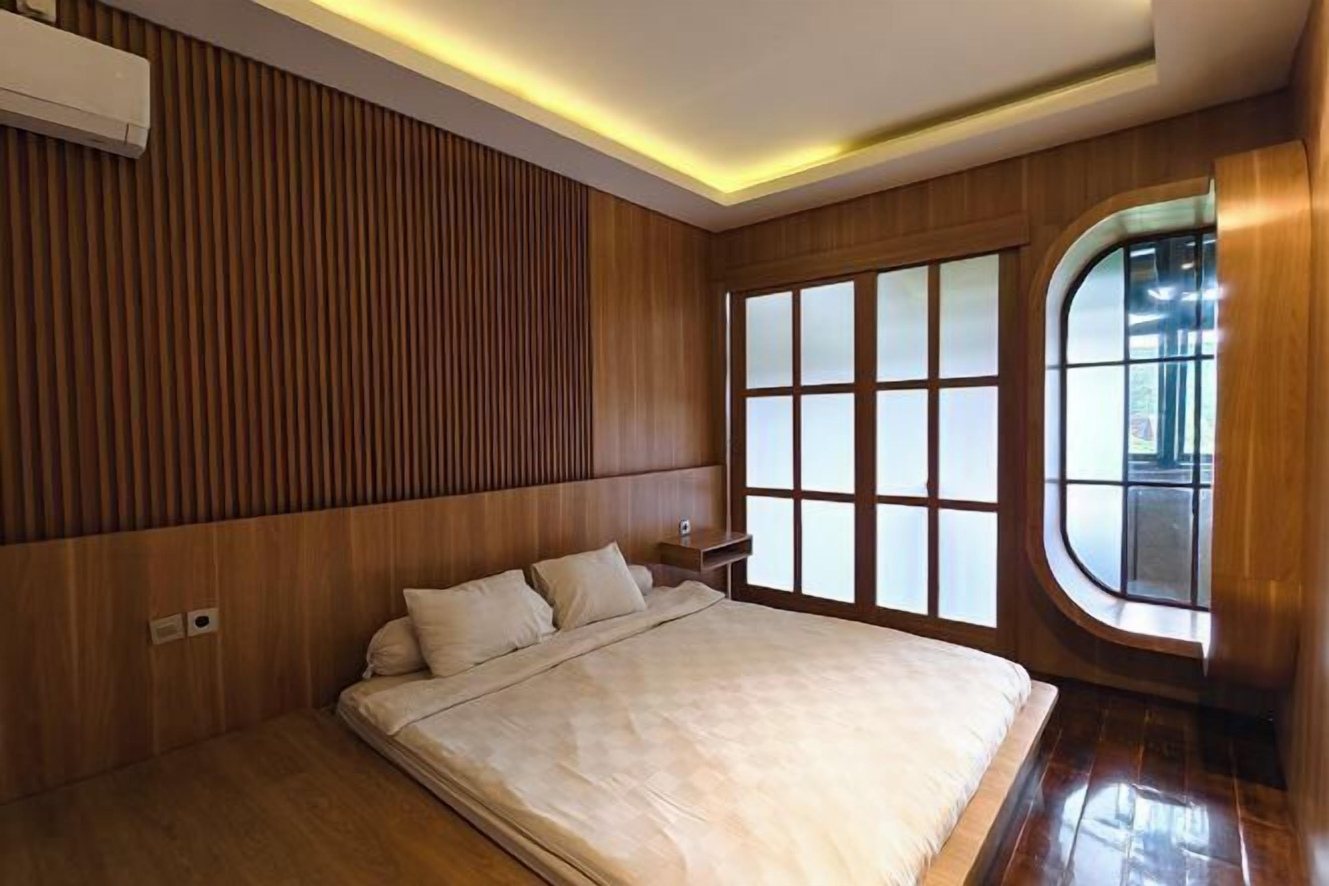 Kostenlose Minibar, Bügeleisen/Bügelbrett, kostenloses WLAN, Bettwäsche