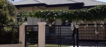 Charming 2-bedroom bungalow with WiFi, AC in serene San Vicente