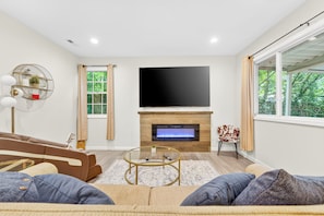 TV connectée, cheminée