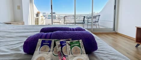 Apartment, 1 Bedroom, Accessible, Smoking | 1 bedroom