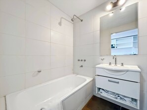Apartment, 1 Bedroom, Accessible, Smoking | Bathroom - Studio Center Gymm Pool U138 (Buenos Aires)