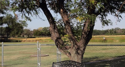 Charming 2-bedroom cottage for the perfect escape to rural living, pets welcome