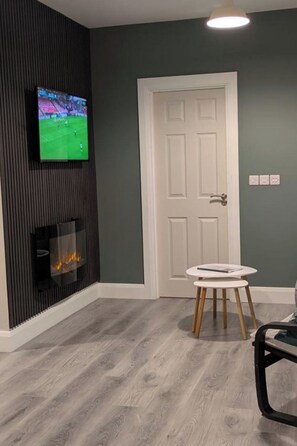 Interior - Seaside Retreat - 4 Guests - Near Aran Islands (Galway)