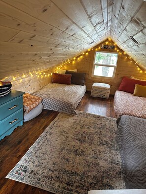 3 bedrooms, free WiFi, bed sheets