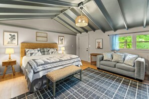 Comfort Double Room | Blackout drapes, iron/ironing board, free WiFi - North 40 Lodge (Clarkesville)