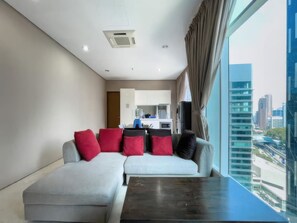 Superior Apartment, 2 Bedrooms, Kitchen, City View | Living area | 35-inch TV with cable channels - Lot 163 Fraser Place Luxury Apartments (Kuala Lumpur)