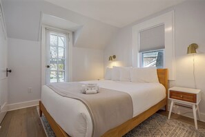 2 bedrooms, iron/ironing board, travel cot, WiFi