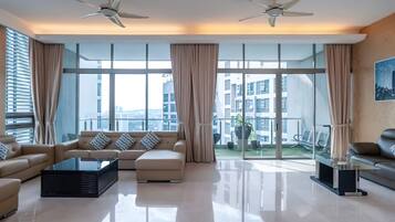 Apartemen Superior, 4 kamar tidur, pemandangan kota | Area keluarga