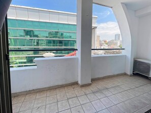 Apartamento, 1 quarto, acessível, para fumantes | Sacada