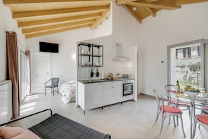 3 chambres, Wi-Fi gratuit, draps fournis