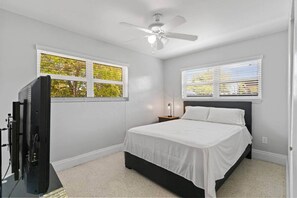 3 Schlafzimmer, Bügeleisen/Bügelbrett, kostenloses WLAN, Bettwäsche