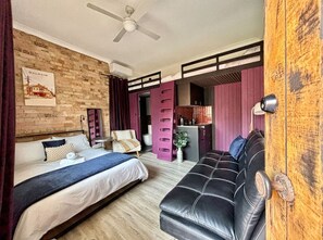 1 Schlafzimmer, Bügeleisen/Bügelbrett, kostenloses WLAN, Bettwäsche