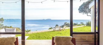 Waterfront Sanctuary, Oneroa - Now open for Christmas and New Year booking!