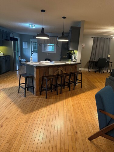 Charming 3-bedroom house with WiFi and AC in beautiful Loretto