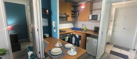 Microwave, oven