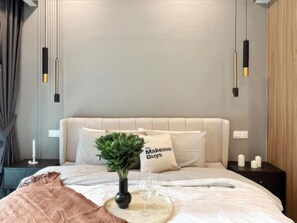 Appartement Supérieur, 1 chambre, balcon, vue ville | Bureau, espace de travail pour ordinateur portable, Wi-Fi gratuit