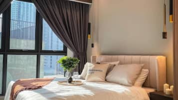 Superior Apartment, 1 Bedroom, Balcony, City View | Desk, laptop workspace, free WiFi, bed sheets