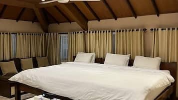 Family Suite | Free WiFi, bed sheets