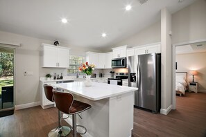 Private kitchen - Brand New Home near WEC , HITS and FAST (Ocala)