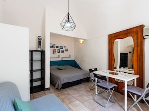 1 bedroom, internet