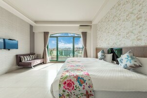 Kahden hengen huone, 1 keskisuuri parisänky, parveke | Ilmainen Wi-Fi, vuodevaatteet