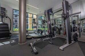 Gym - Spacious 2BR Condo at 7 Seventy (Houston)