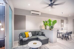 Superior Apartment, 1 Bedroom, Balcony, City View | Living area