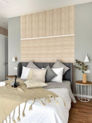 Superior Apartment, 2 Bedrooms, Balcony, City View | Desk, laptop workspace, free WiFi, bed sheets - Platinum Quill Apartments Residences (Kuala Lumpur)