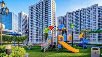 Children’s play area – outdoor
