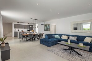 TV de tela plana 21 polegadas com canais digitais