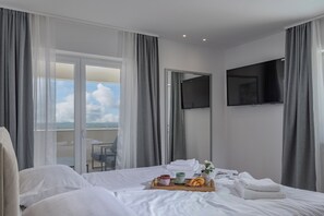 Vila lua de mel, vários quartos, ao lado da montanha (Villa Ivona di San Lorenzo Private) | 4 quartos, ferros/tábuas de passar roupa, Wi-Fi de cortesia