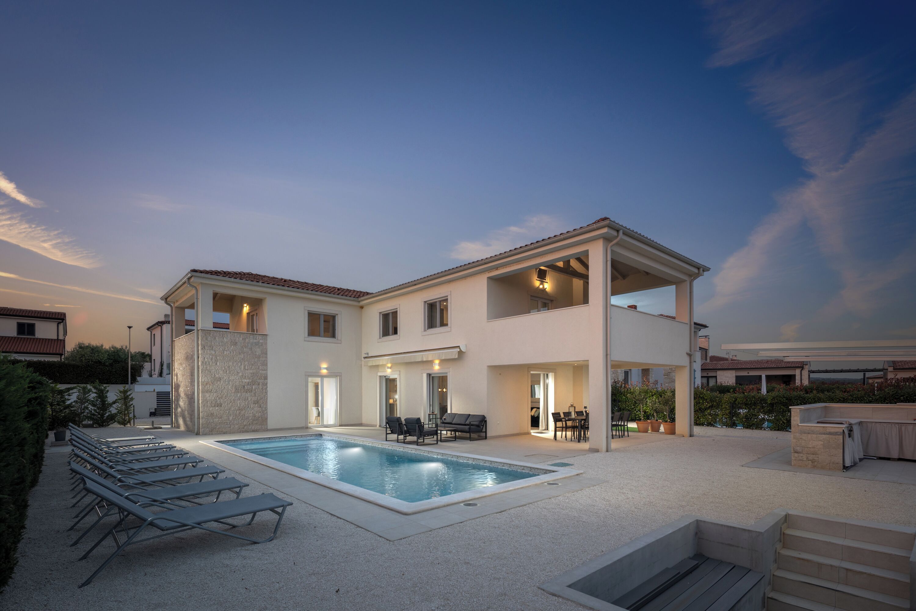 Außenpool (je nach Saison geöffnet)