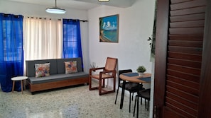 Apartment, 1 Schlafzimmer, Terrasse | Wohnzimmer