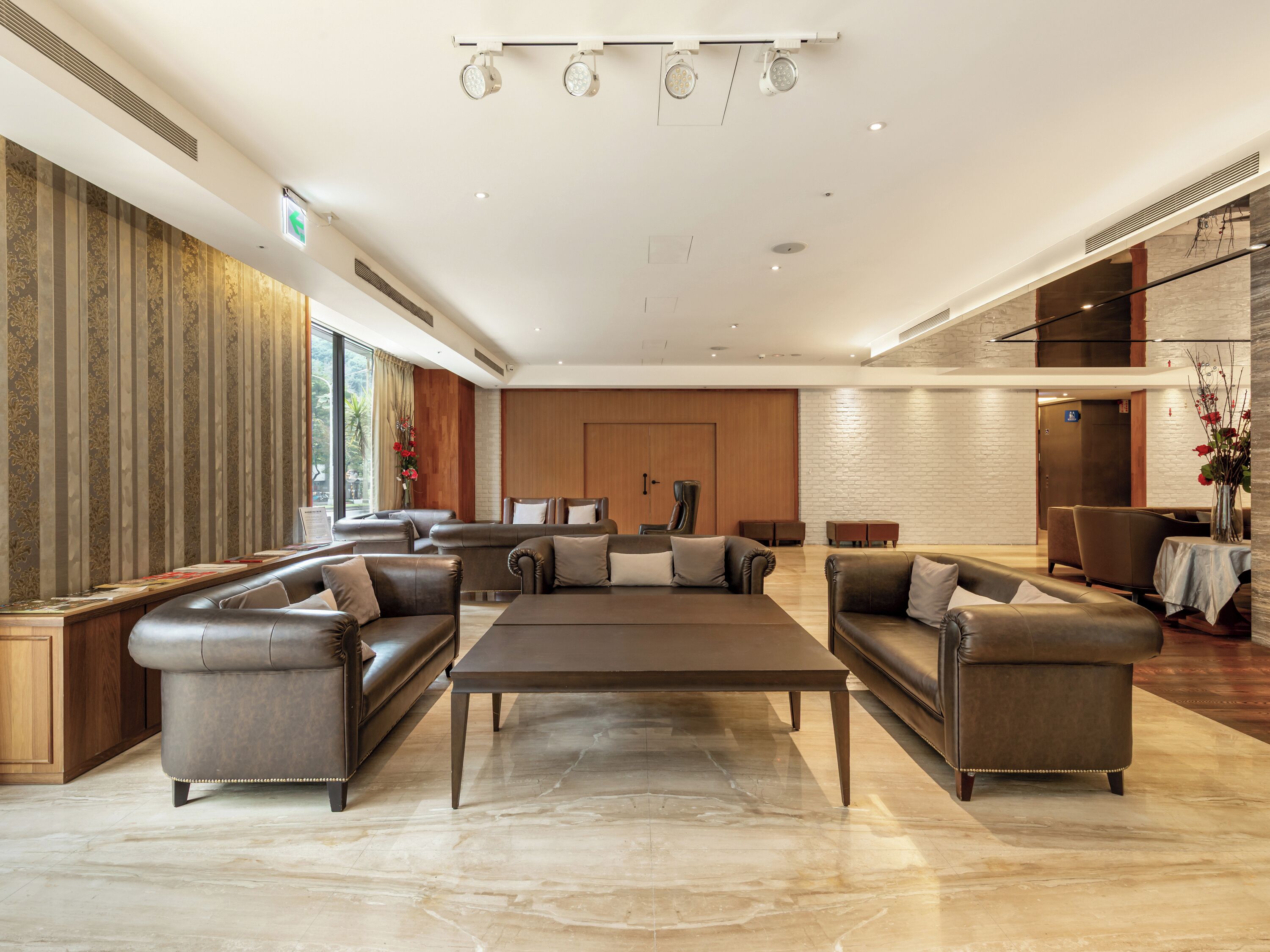 Foto - CHECK inn SELECT Taipei NeiHu